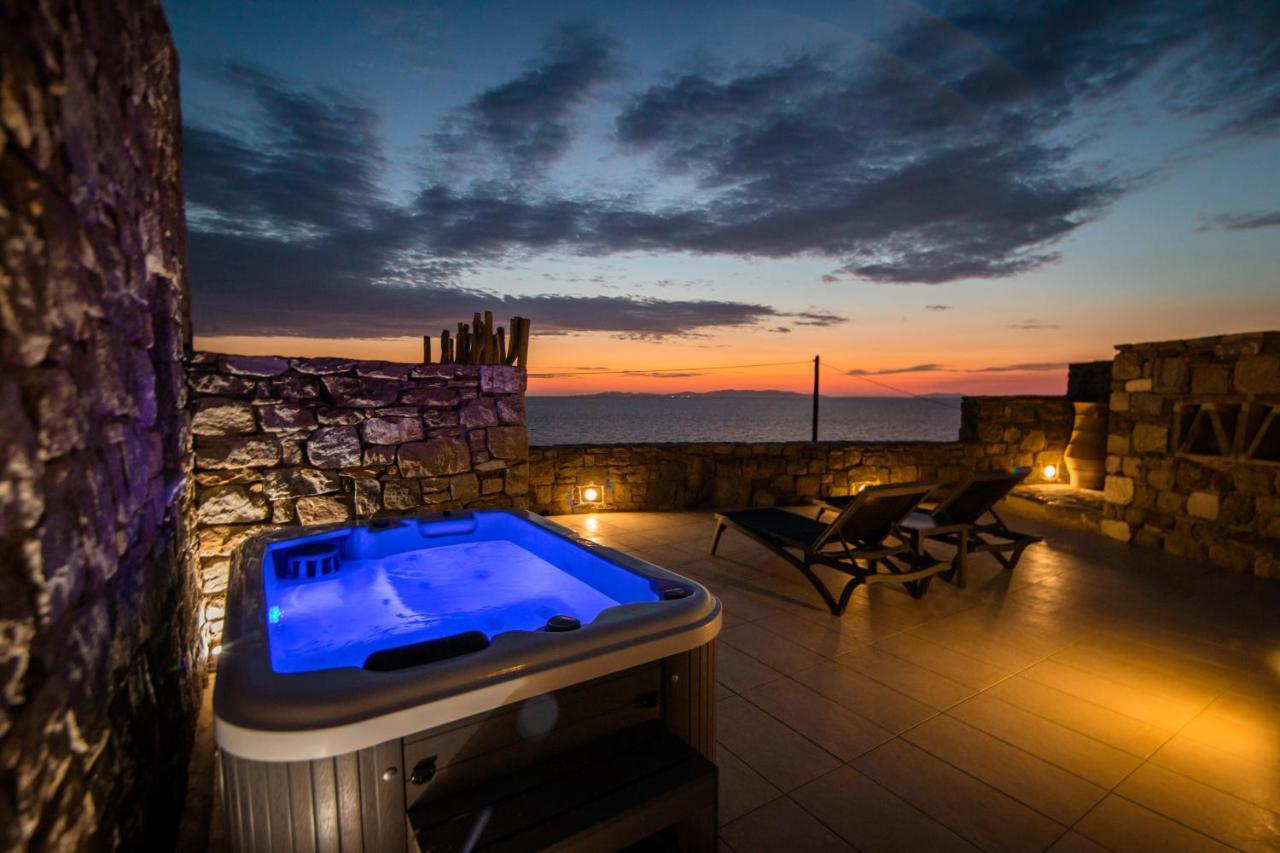 Apartamento Gorgeous Studio In Cycladic Architecture Overlooking The Aegean Houlakia  Exterior foto